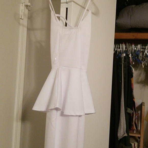 Dress - Picture 2 of 2